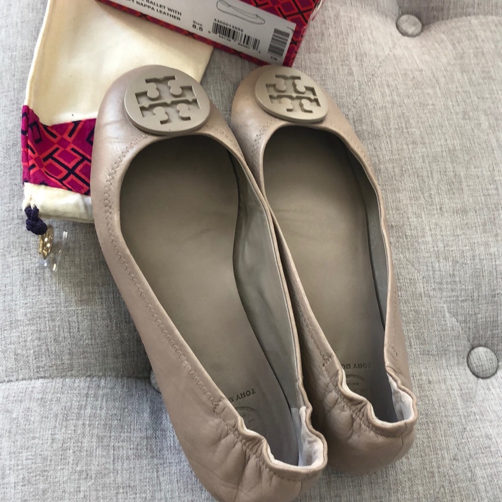 Tory Burch Minnie Travel Ballet Shoes- French Gray
